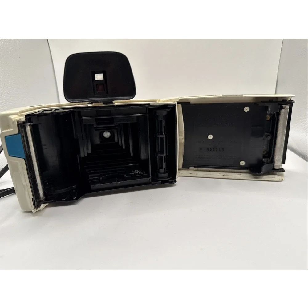 Vintage - Swinger Poloroid Land‎ Camera Model 20 - 1960's Semi Tested READ